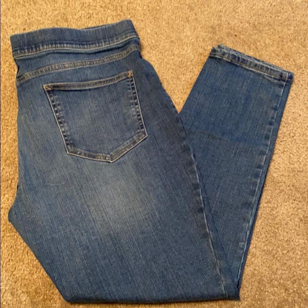Women’s a.n.a Jegging Jeans Size XL